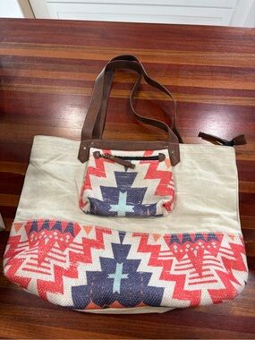 Mona B purse